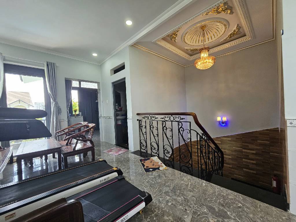 BÁN BIỆT THỰ NGAY GLOBAL CITY - TRUNG TÂM Q.9 - GIÁ 19.5 tỷ